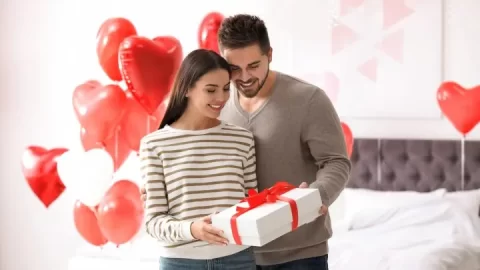 10 años de matrimonio: los 15 regalos perfectos para celebrar un aniversario de boda en peltre