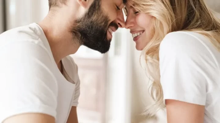 15 Señales de que un hombre Libra está locamente enamorado de ti