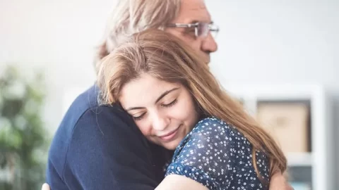 Feliz cumpleaños papá: 100 mensajes para celebrar este día tan especial