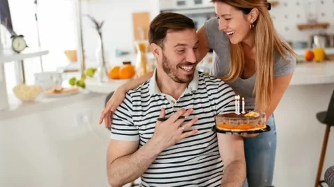 Los 100 mensajes más bonitos para decir “Feliz cumpleaños, hermano