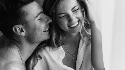 Estos son los 19 secretos para mantener a tu hombre y hacerlo feliz