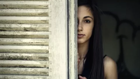 ¿Cómo dejar de ser tímido? Aquí tienes 8 consejos para ser más extrovertido