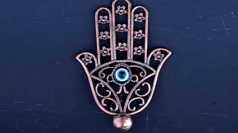 Símbolo de protección: 10 emblemas mágicos para protegerte del mal
