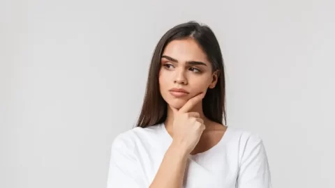 Estas son las 99 preguntas existenciales más importantes que deberías hacerte (y las respuestas)