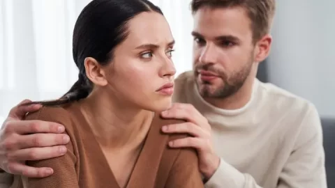 12 Señales de que mi ex quiere volver: ¿Ignorarlo o darle otra oportunidad?