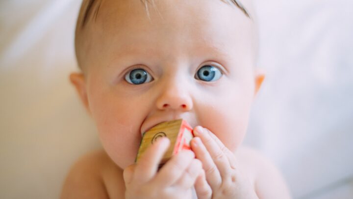 Dentición del bebé: orden, síntomas, duración y cuidados