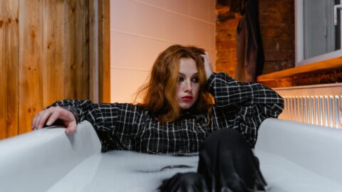 Sufro soledad emocional: 8 consejos para levantar el ánimo