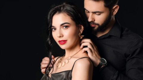 Si hace estas 8 cosas, no te está persiguiendo – está JUGANDO contigo