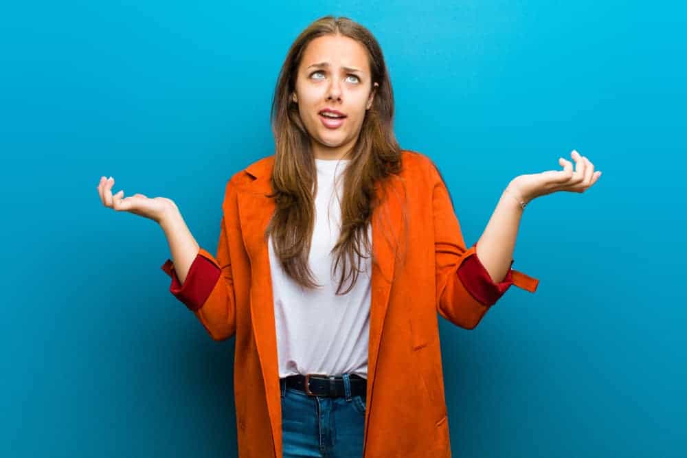 Preguntas tontas que invitan a la reflexión: 200 preguntas divertidas y desconcertantes.