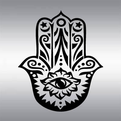 Dieses handgeformte Amulett ist ein magisches und schützendes Abwehrmittel