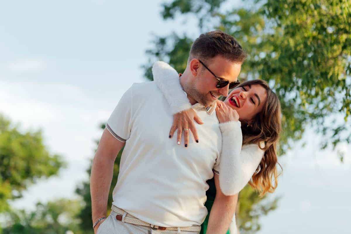 Paare, die diese 10 Dinge tun, bleiben für immer zusammen