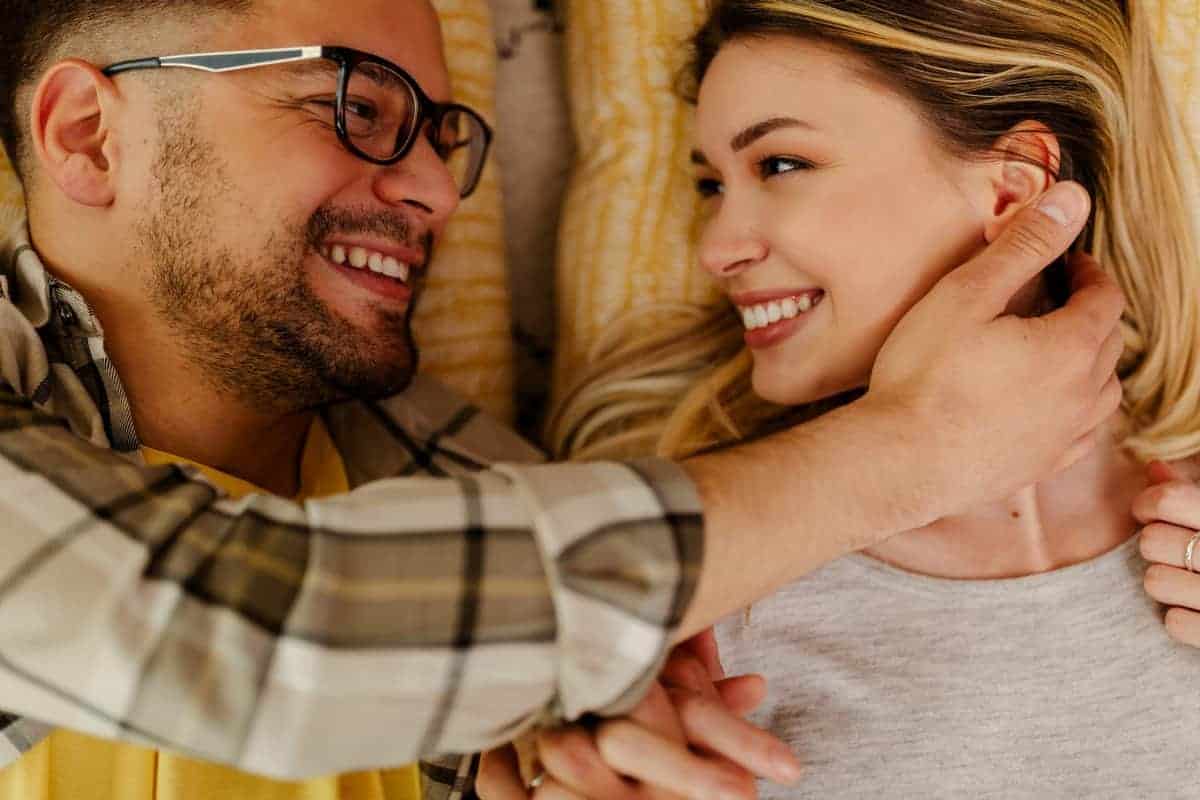 10 Cosas que dice un hombre cuando realmente está interesado en ti.